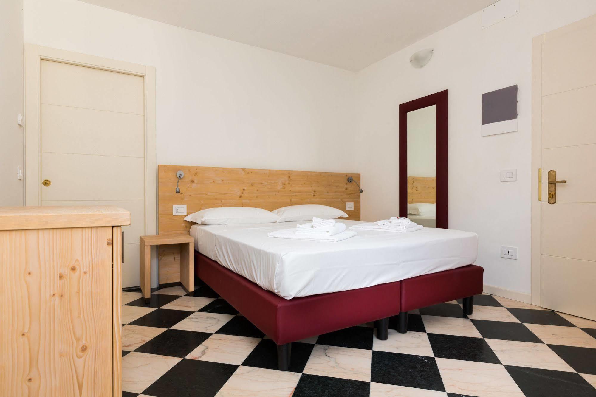 רוברטו Colle Ameno Room And Breakfast מראה חיצוני תמונה