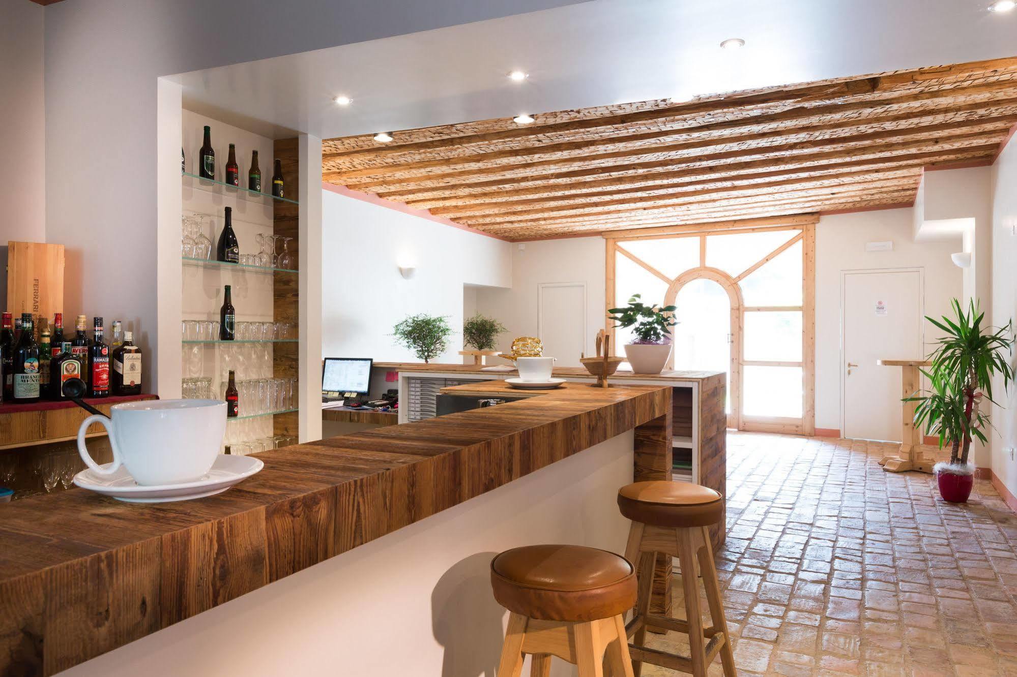 רוברטו Colle Ameno Room And Breakfast מראה חיצוני תמונה