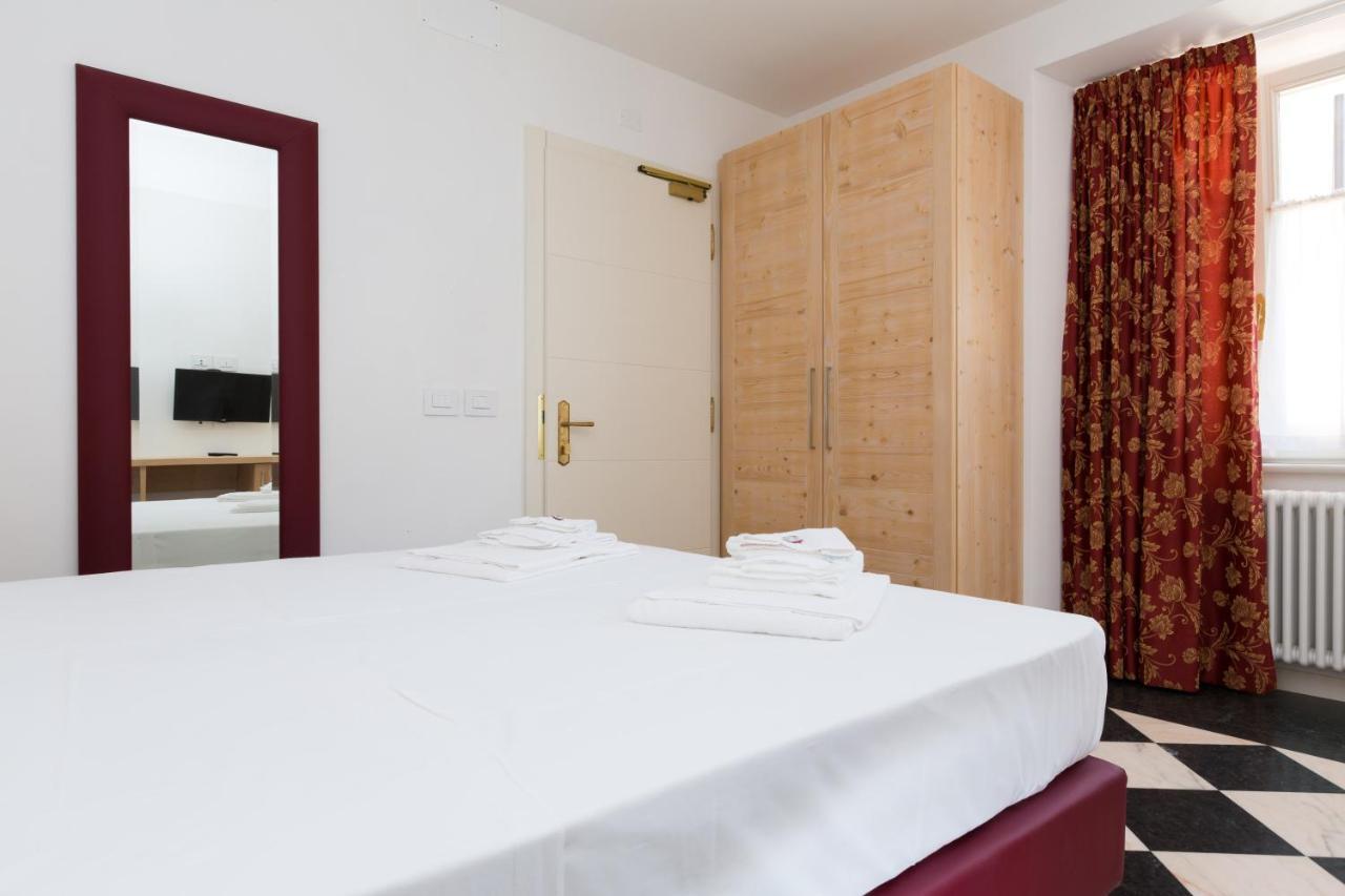 רוברטו Colle Ameno Room And Breakfast מראה חיצוני תמונה